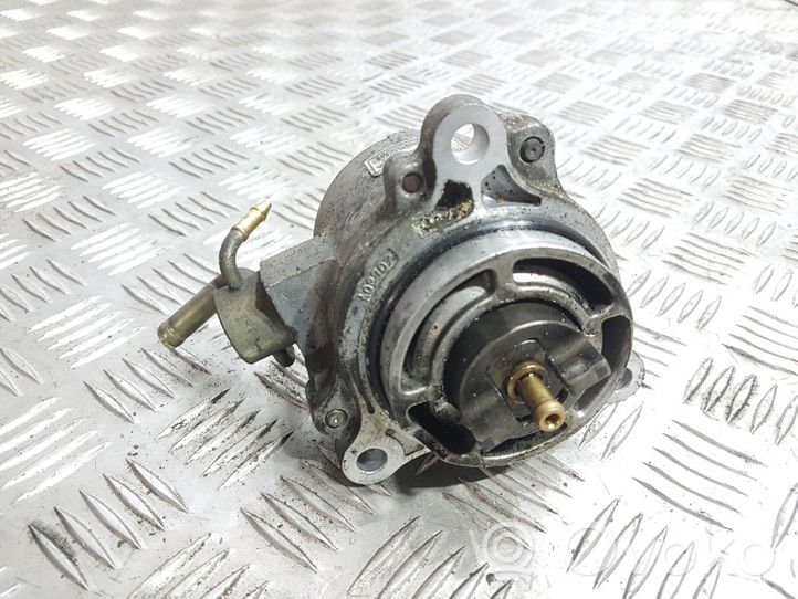 Mazda 323 Pompe à vide RF4F18G00