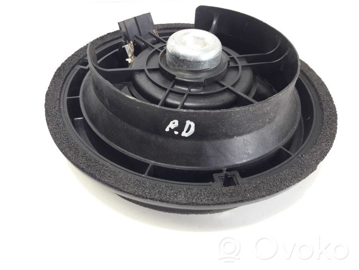 Suzuki SX4 Front door speaker 