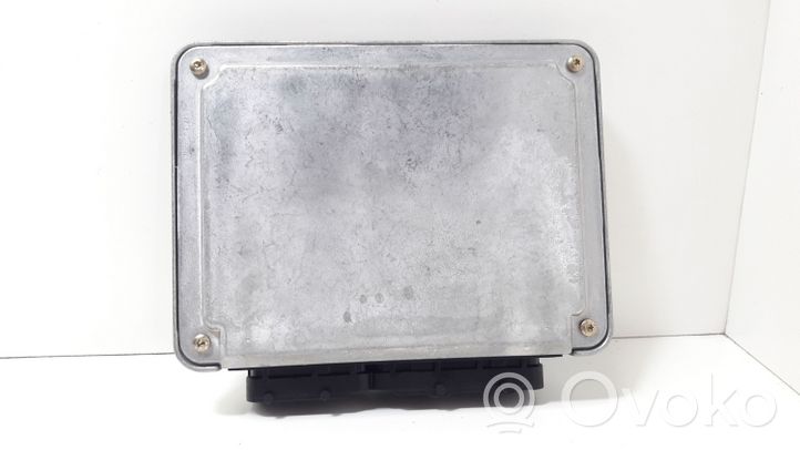 Opel Vectra B Sterownik / Moduł ECU 09136119