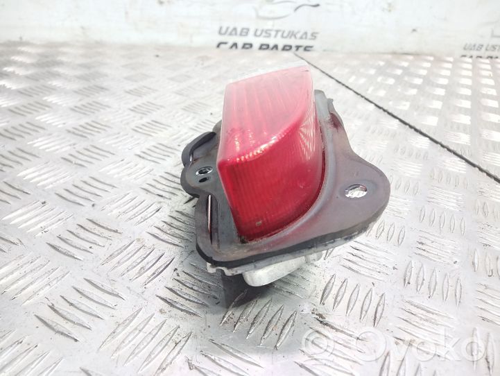 Hyundai Elantra Lampy tylnej klapy bagażnika 924022D