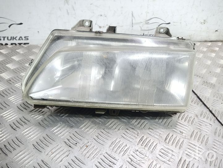 Peugeot 806 Lampa przednia 60979770G