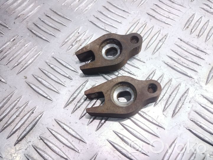 Ford Focus Fuel Injector clamp holder 