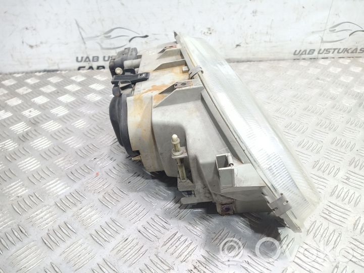 Renault 19 Lampa przednia 0191005