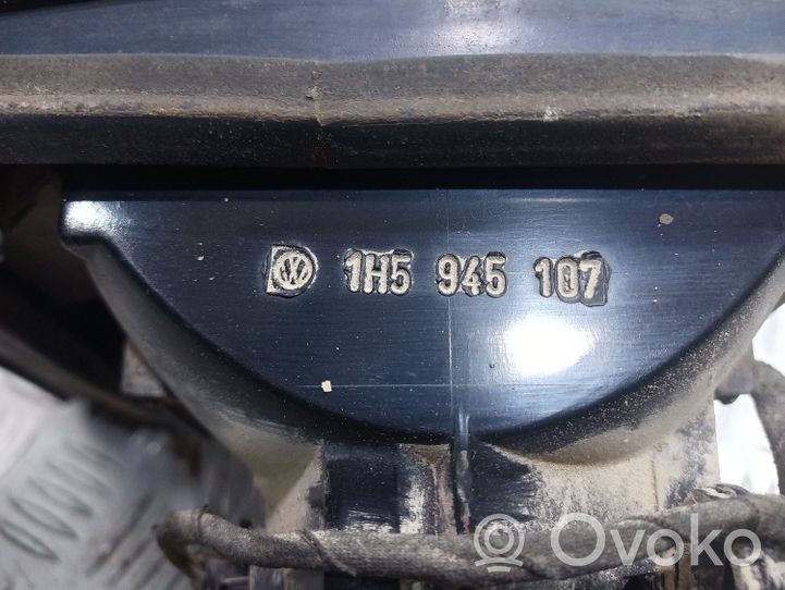 Volkswagen Vento Takaluukun takavalot 1H5945107