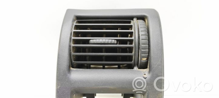 Opel Astra G Copertura griglia di ventilazione laterale cruscotto 