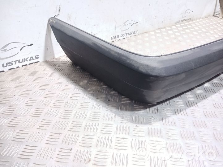 Audi 80 90 B2 Front bumper 811807229F