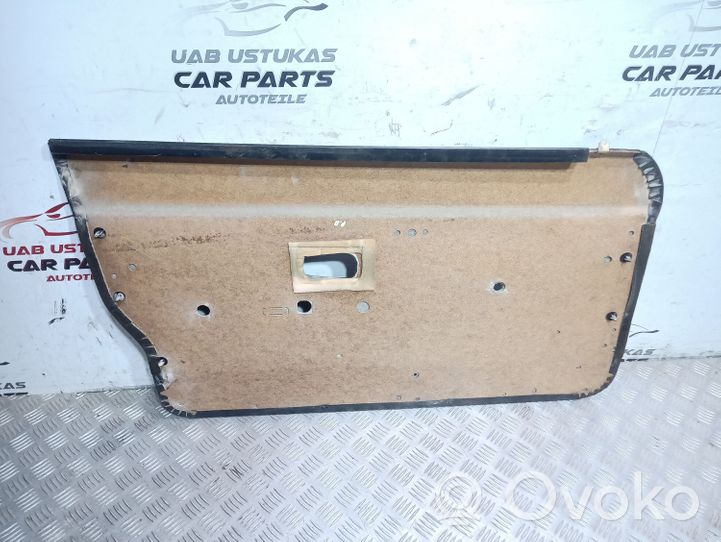 Audi 80 90 B2 Etuoven verhoilu 813867106