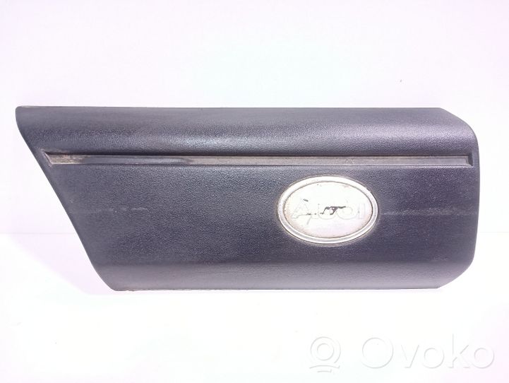 Audi 100 200 5000 C3 Rivestimento parafango (modanatura) 44385397