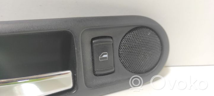 Volkswagen Bora Rear door interior handle 3B0839113