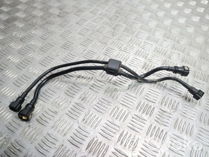 Peugeot 406 Tuyau d'alimentation conduite de carburant 