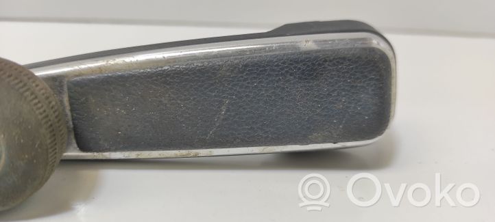 Opel Rekord E2 Poignée manivelle de lève-vitre de porte avant 90035604