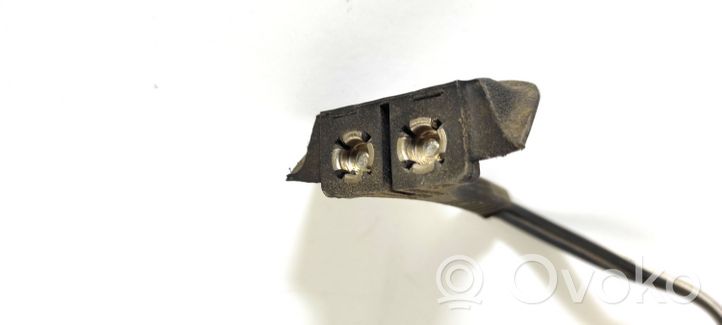 Volkswagen PASSAT B3 Antenas pastiprinātājs 357035577A