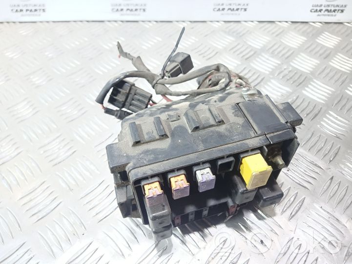 Daihatsu Sirion Module de fusibles 