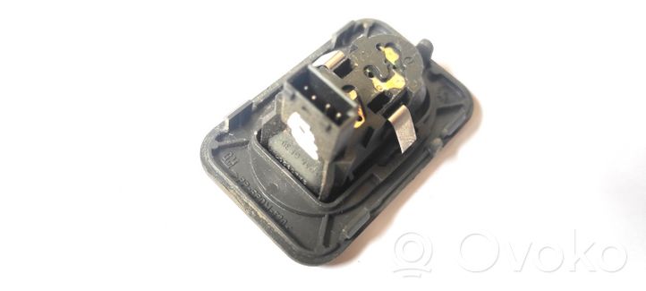 Opel Combo C Electric window control switch 24409207