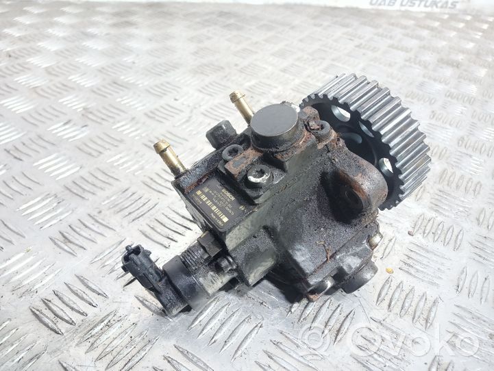 Chevrolet Captiva Polttoaineen ruiskutuksen suurpainepumppu 0445010180