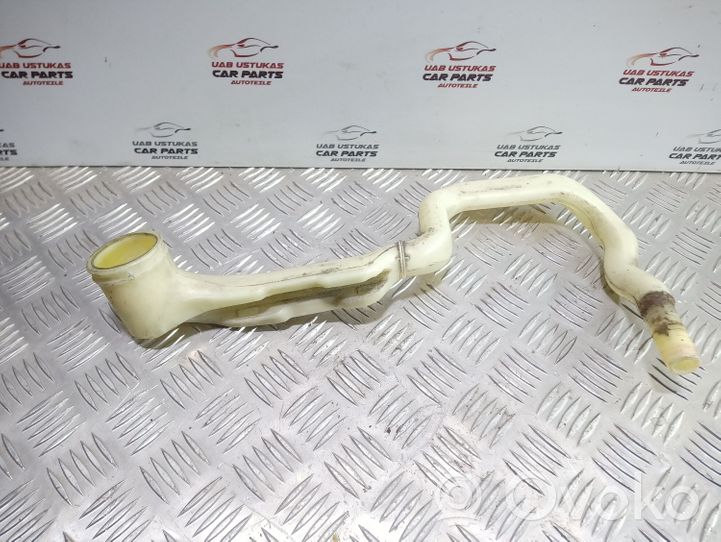 Porsche Cayenne (9PA) Tubo riempimento della vaschetta del liquido lavavetri 7L5955463A