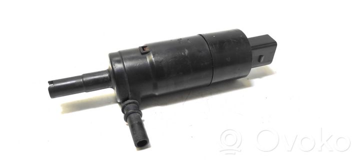 Chevrolet Captiva Headlight washer pump 