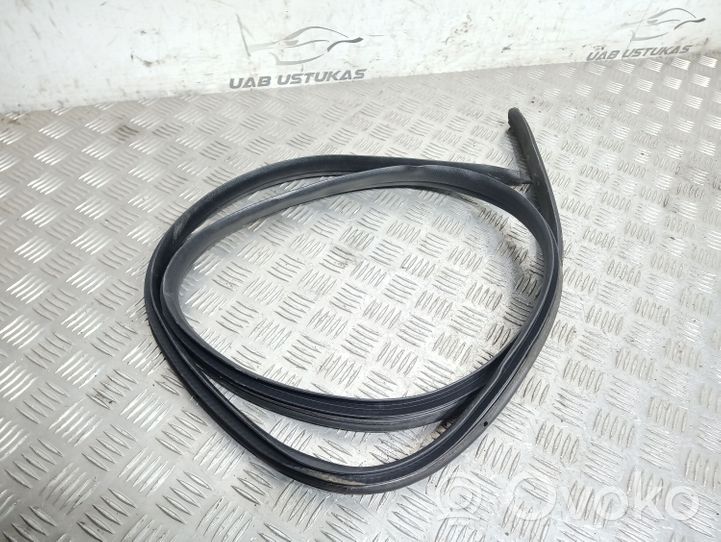 Ford Kuga I Rubber seal loading door 