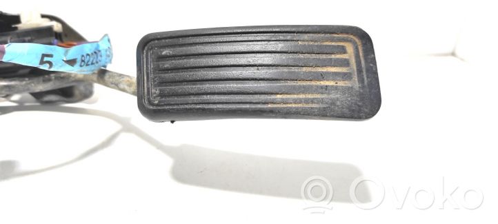 Toyota Corolla E120 E130 Gaspedal 8222313080