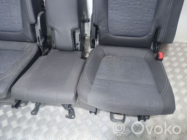 Opel Meriva B Fotele / Kanapa / Boczki / Komplet 