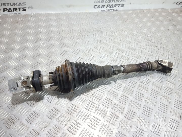 Mercedes-Benz C W204 Joint de cardan colonne de direction A2044600096