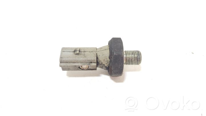 Audi A6 S6 C6 4F Oil pressure sensor 038919081F