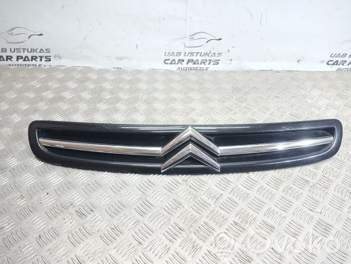 Citroen Xsara Picasso Etupuskurin ylempi jäähdytinsäleikkö 9650059677