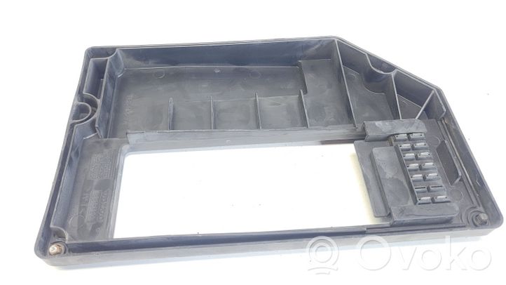 Volvo S70  V70  V70 XC Fuse box cover 3515122