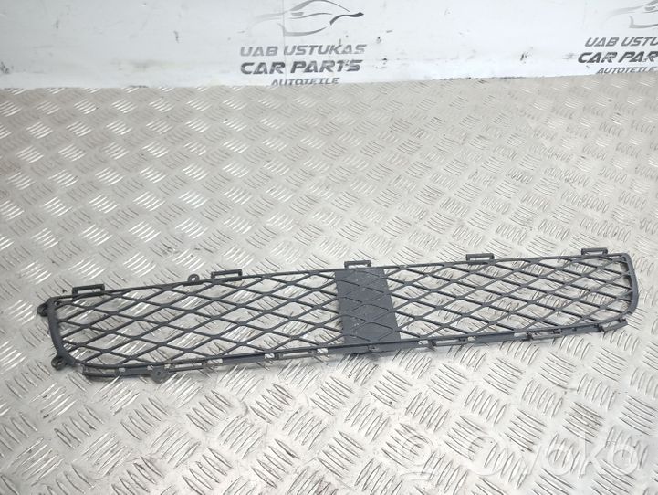 Toyota Yaris Grille inférieure de pare-chocs avant 531120D020