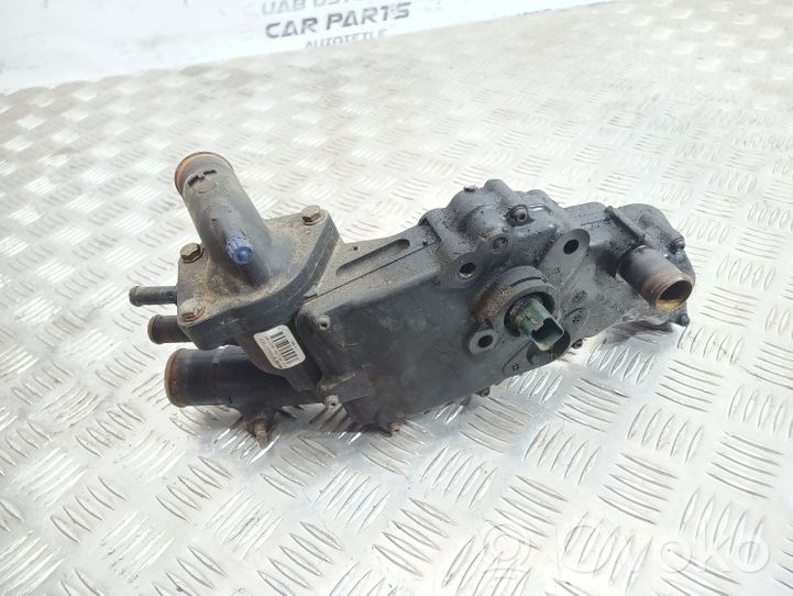 Peugeot 307 Boîtier de thermostat / thermostat 9643211880