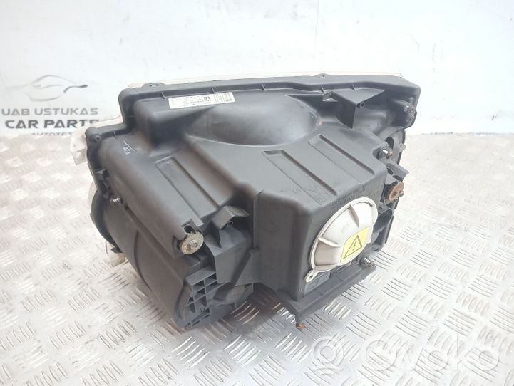 Land Rover Discovery 3 - LR3 Lampa przednia XBC500102