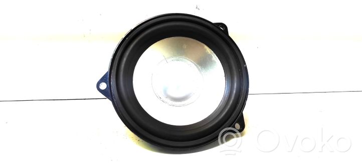 Land Rover Discovery 3 - LR3 Garsiakalbis (-iai) priekinėse duryse XQM000400