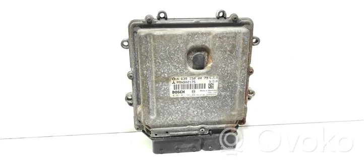 Mitsubishi Colt Calculateur moteur ECU PMN902175