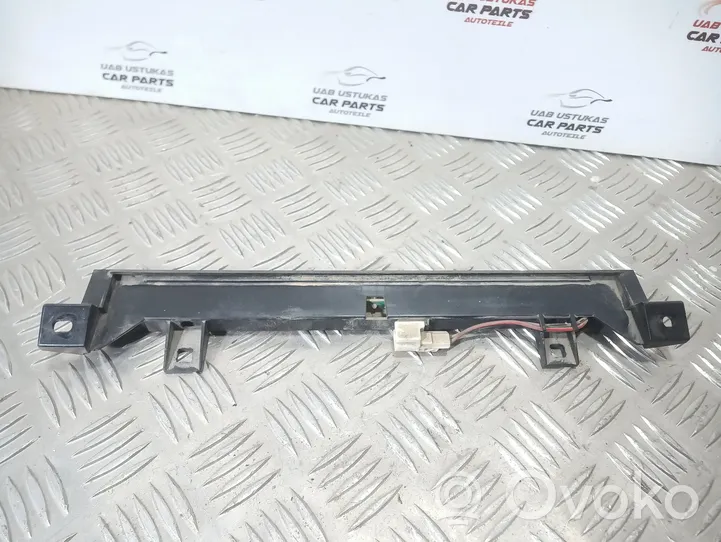 Nissan Almera Tino Papildomas stop žibintas 26590BU000