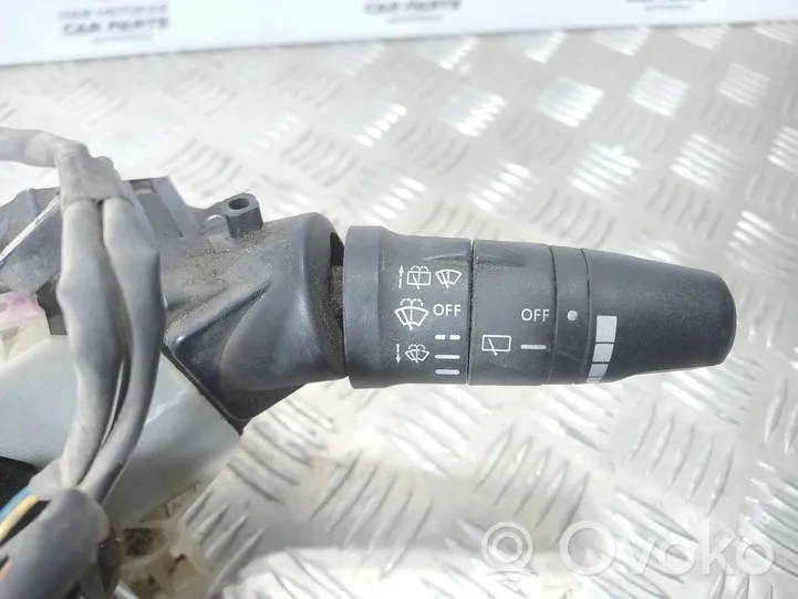 Nissan Almera Tino Wiper turn signal indicator stalk/switch 25560BM565