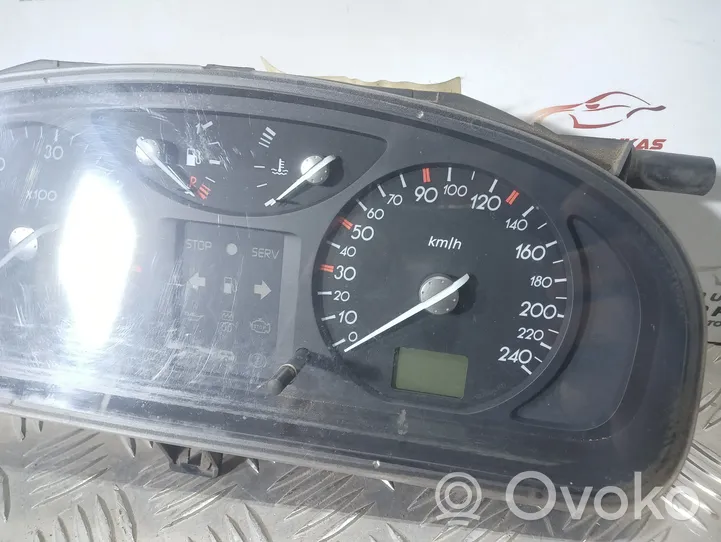 Renault Laguna II Compteur de vitesse tableau de bord 8200328436