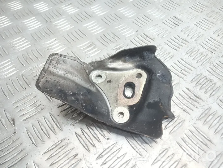 Nissan Qashqai+2 Osłona termiczna rury wydechowej 8Z00748440