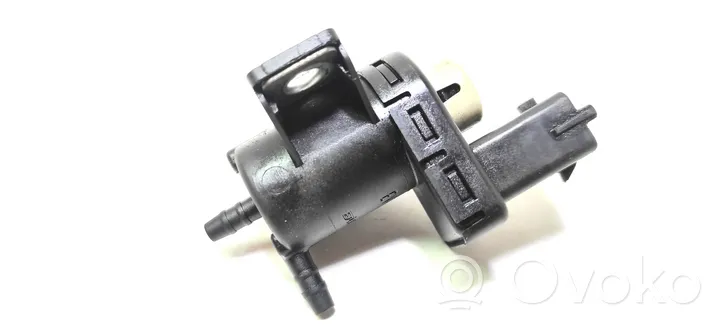 Opel Astra J Electroválvula del turbo 55566051