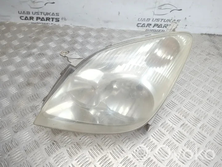 Toyota Corolla Verso E121 Headlight/headlamp 