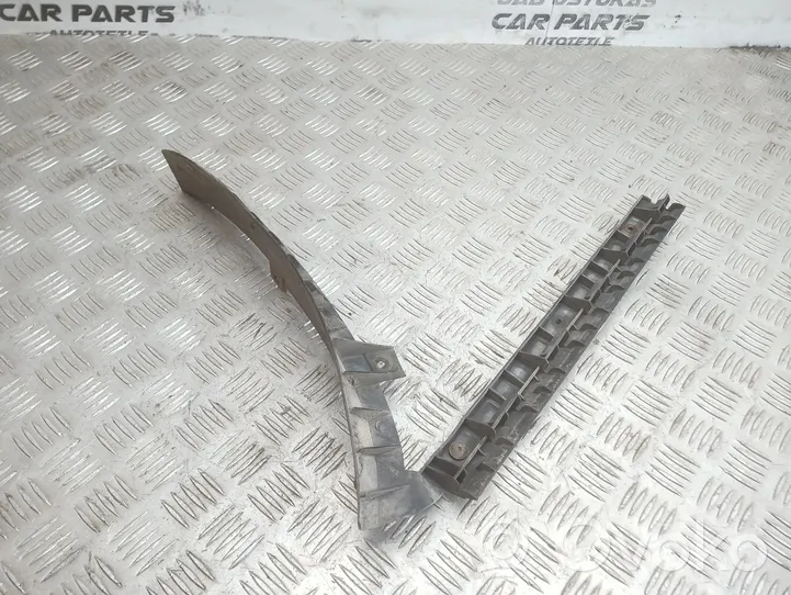 Volkswagen PASSAT B5 Support de pare-chocs arrière 3B5807394A