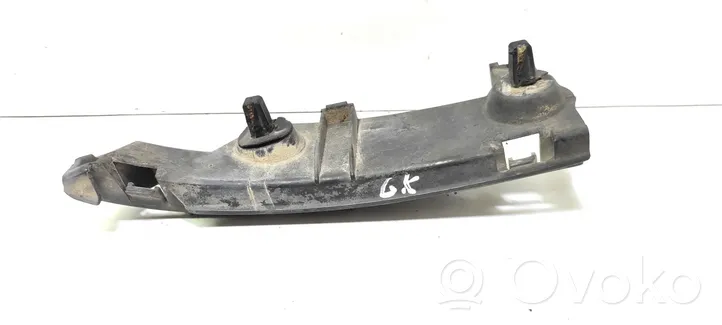 Toyota Corolla Verso E121 Support de pare-chocs arrière 498J