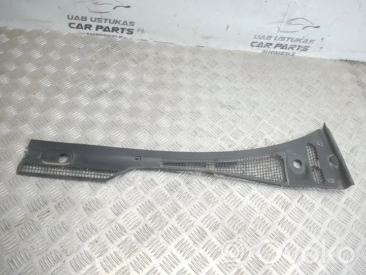 BMW 5 E34 Rivestimento del tergicristallo 1946125