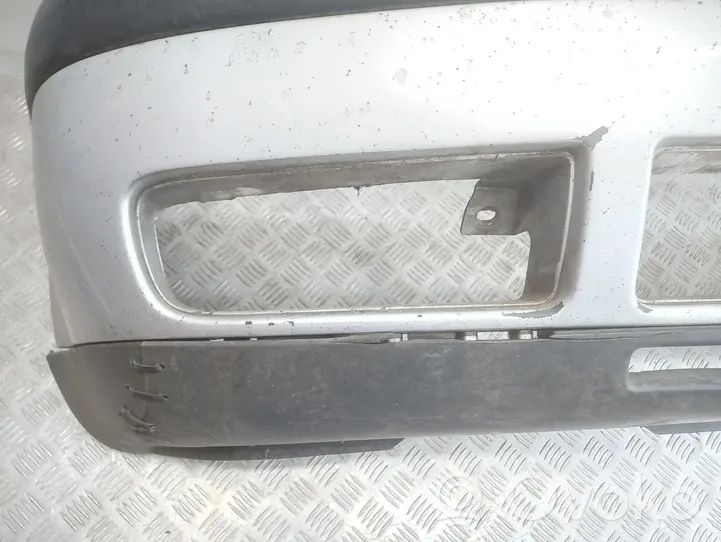 Volkswagen Golf IV Front bumper 