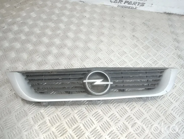 Opel Vectra B Maskownica / Grill / Atrapa górna chłodnicy 