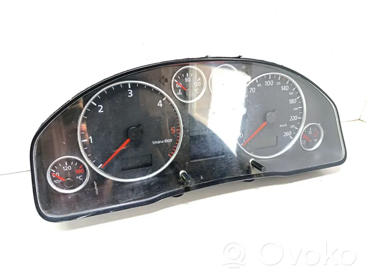 Audi A6 S6 C5 4B Speedometer (instrument cluster) 4B0920900M