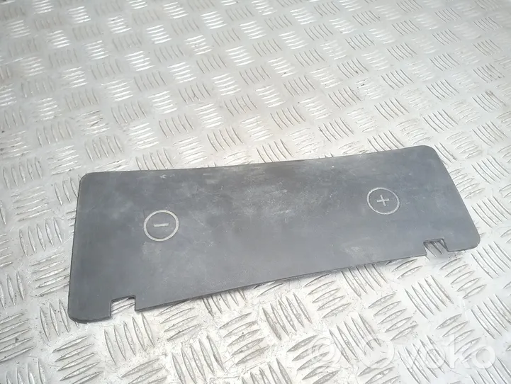 Audi A6 S6 C5 4B Tapa/cubierta para la caja de la batería 4B1819422