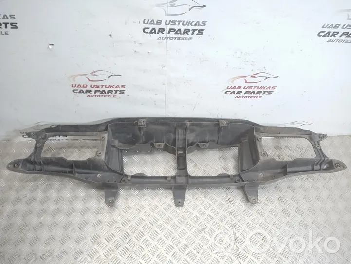 Volvo S70  V70  V70 XC Support de radiateur sur cadre face avant 