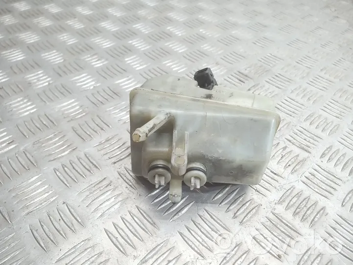 Volvo S70  V70  V70 XC Brake fluid reservoir 