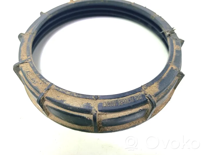 Renault Megane II Anello/dado di bloccaggio della vite della pompa del carburante nel serbatoio 09701687000