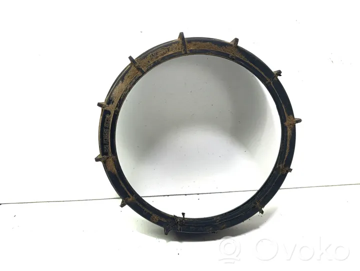 Renault Megane II Bague de verrouillage pour réservoir de carburant 09701687000